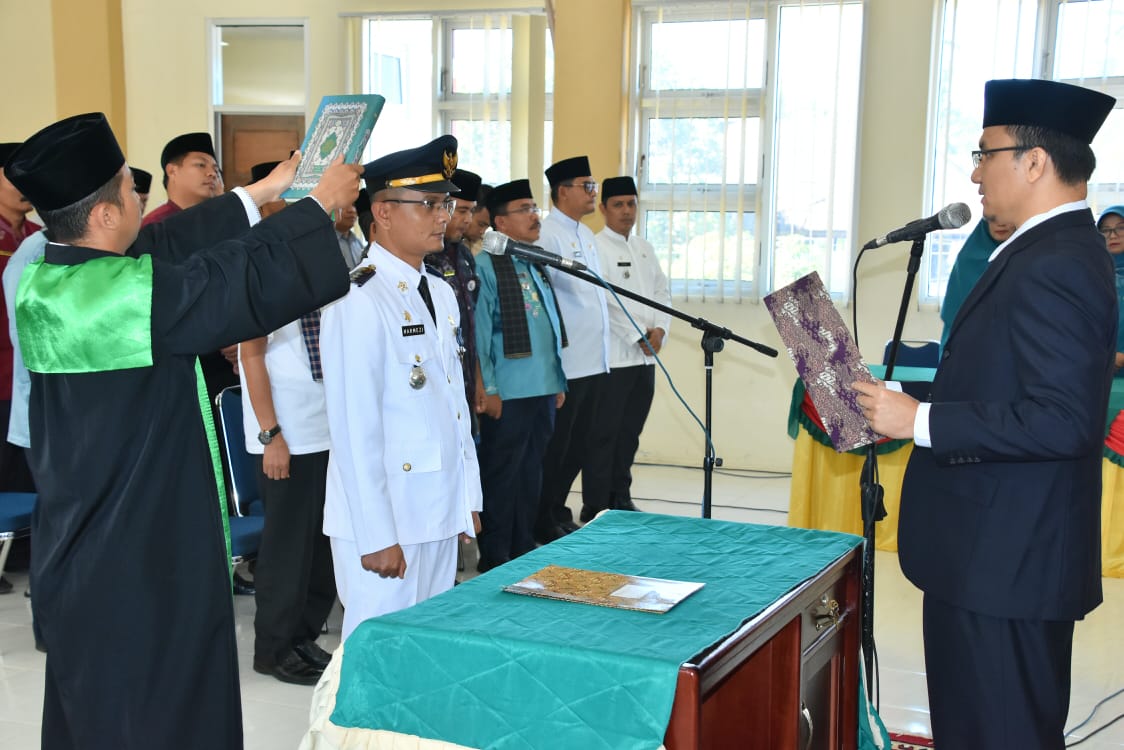 Wabup Lantik Harmezi Jabat Camat Lubuk Basung